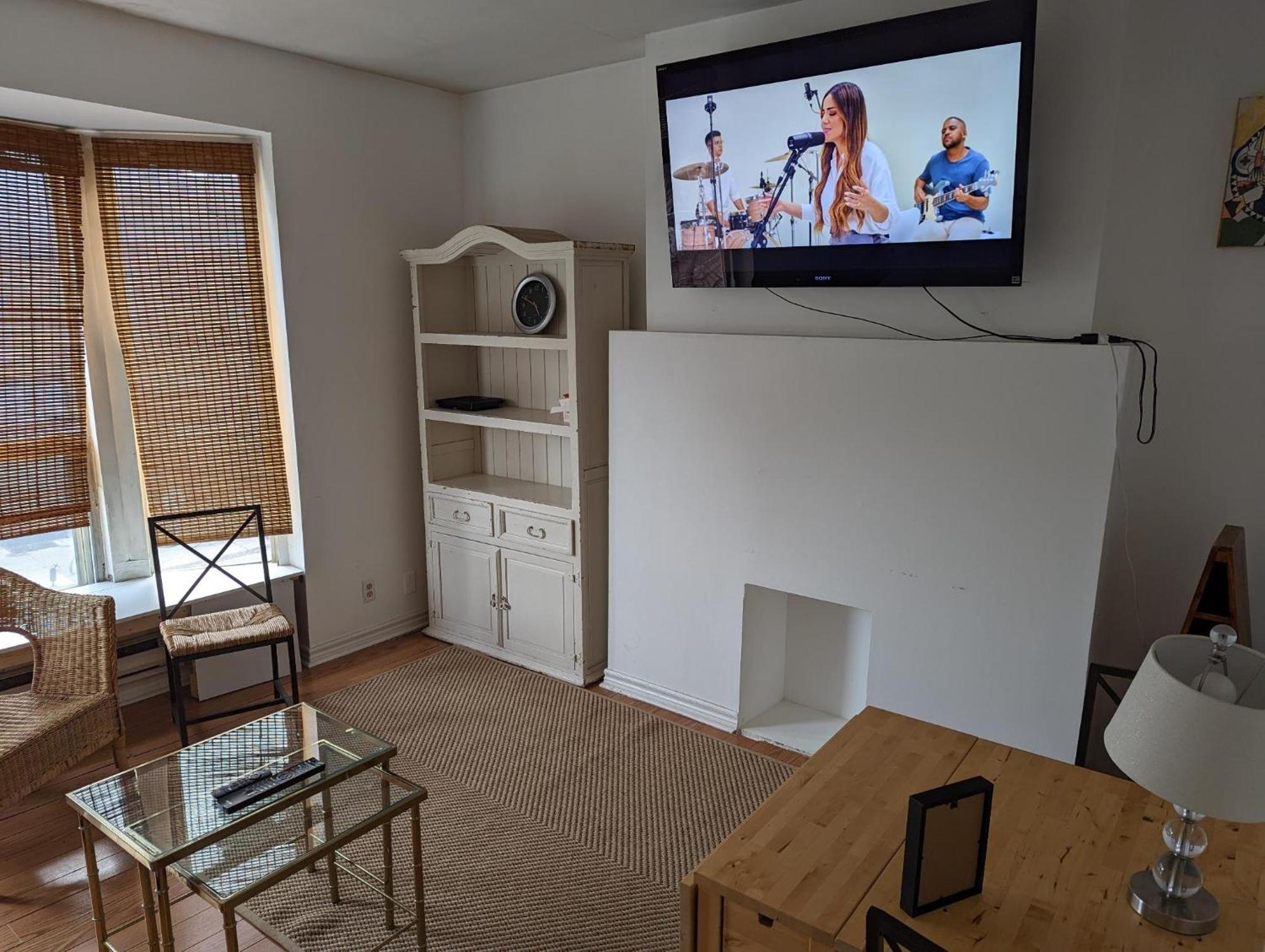 The Parkdale Hostellerie Торонто Екстериор снимка